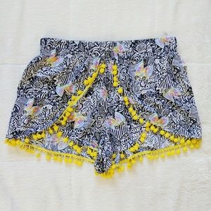 TOBI Open Layer PomPom Shorts